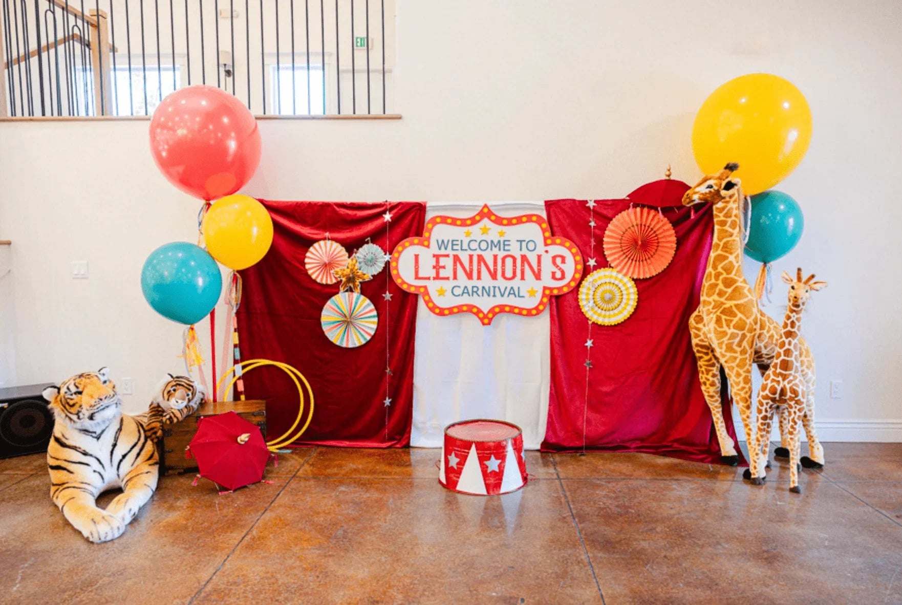 Party Inspo: The Perfect Vintage Carnival Party - Zurchers