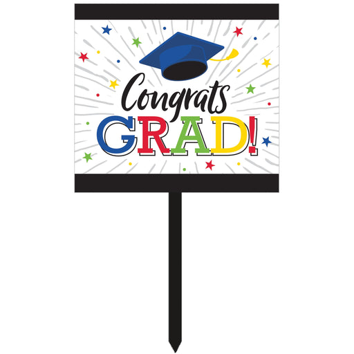 A 26-Inch Tall Gradution Hats Off Grad Yard Sign.